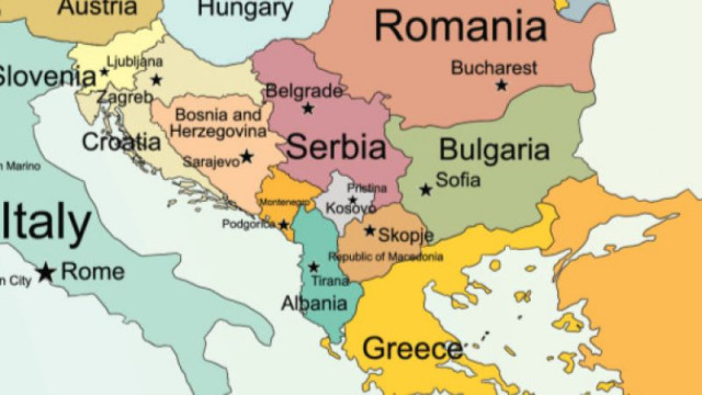 Косовският министър на отбраната в оставка Еюп Мачедонци отхвърли твърденията